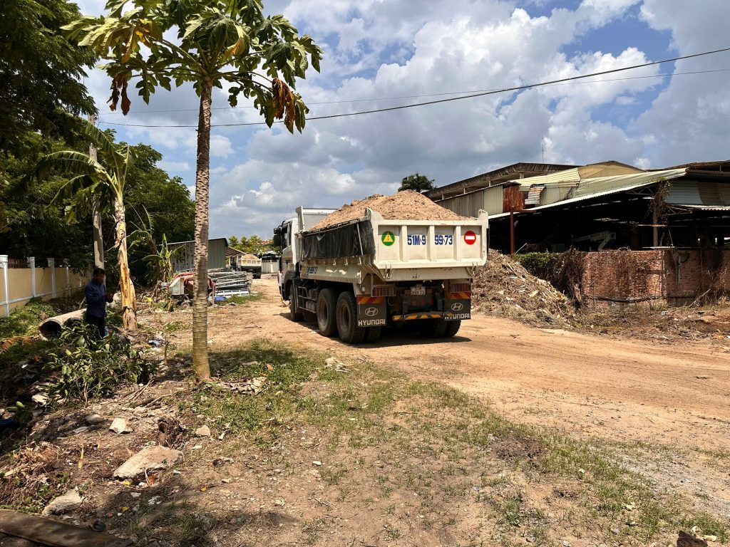Cát san lấp